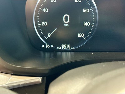 2019 Volvo XC60 T6 Momentum
