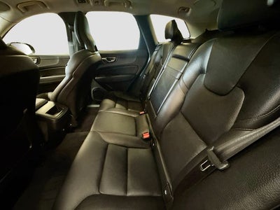 2019 Volvo XC60 T6 Momentum