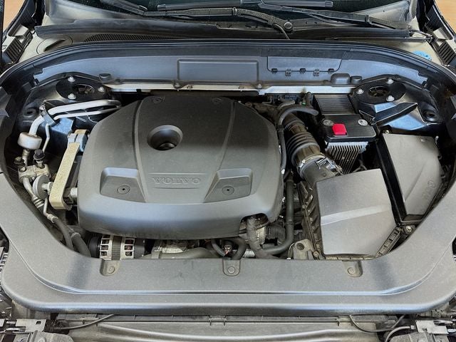 2019 Volvo XC60 T6 Momentum