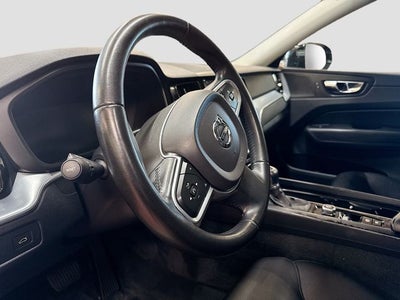 2019 Volvo XC60 T6 Momentum